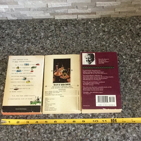 Lot of 3 Italian cookbooks. - Picture 2 of 2